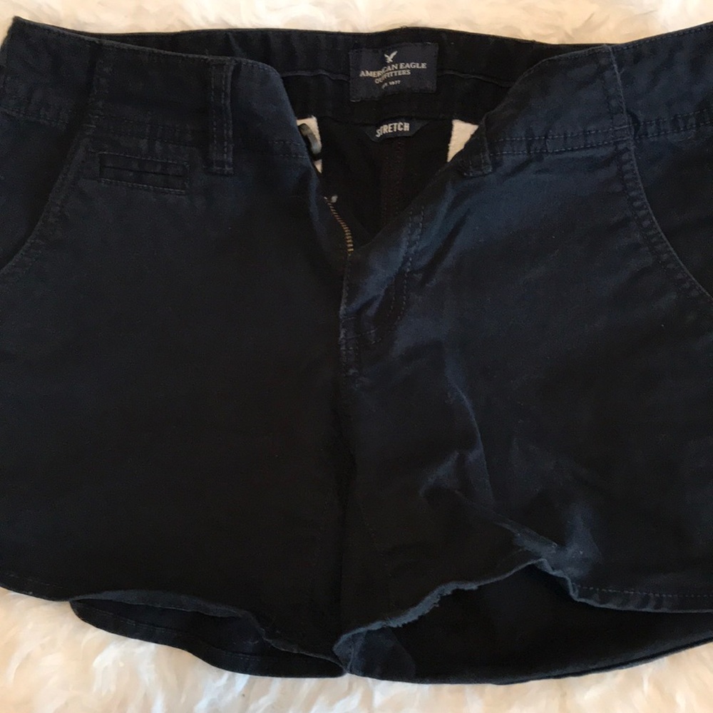 Size 4 black American eagle shorts